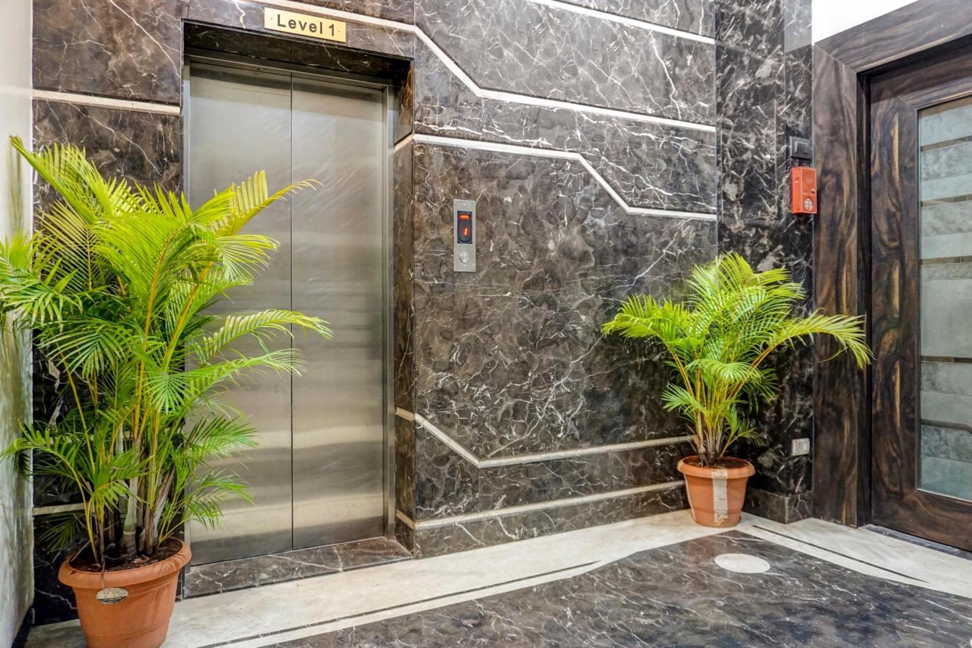 Hotel Tej Inn Plaza Near Igi Airport Delhi New Delhi Eksteriør bilde